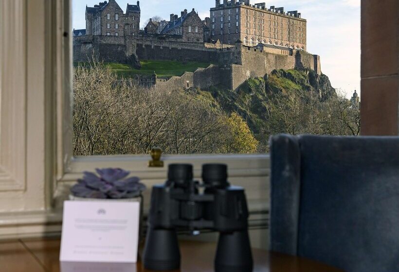 سوئیت 2 خوابه, The Caledonian Edinburgh, Curio Collection By Hilton