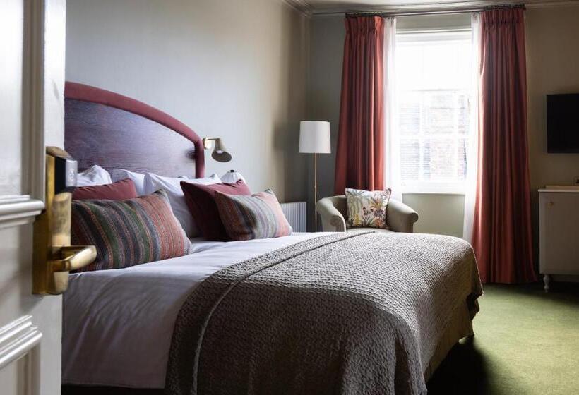 Номер Стандарт Трехместный, The White Hart Hotel Lincoln