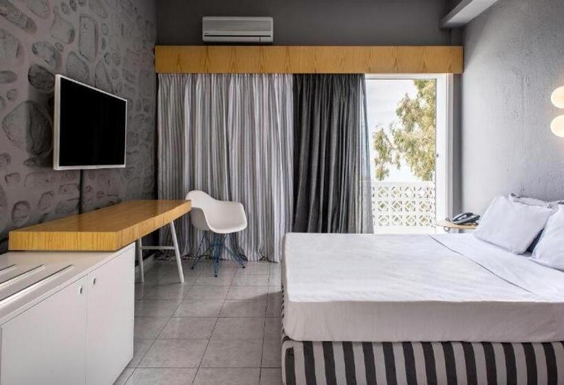 اتاق سوپریور یک تخته با چشم‌انداز دریا, Alkistis Beach Hotel   Adults Only