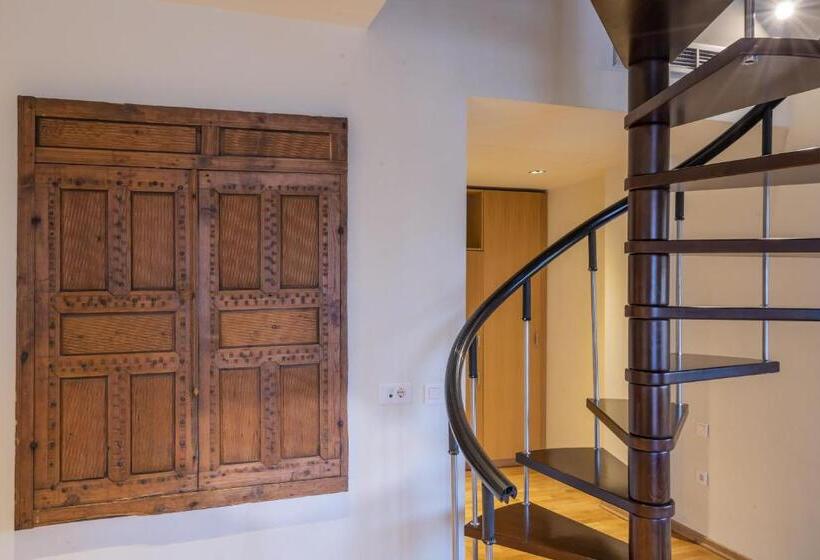 Президентский Люкс, Domotel Anemolia Mountain Resort