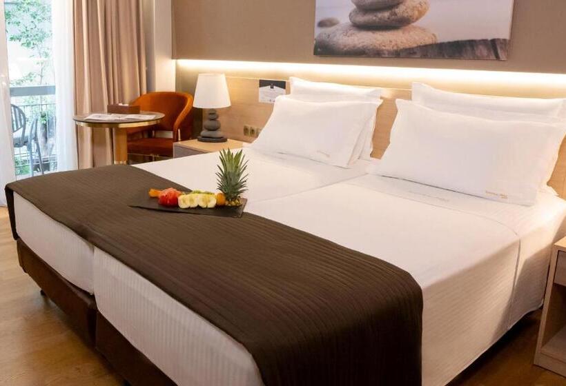 Family Connecting Room, Coral Hotel Athens