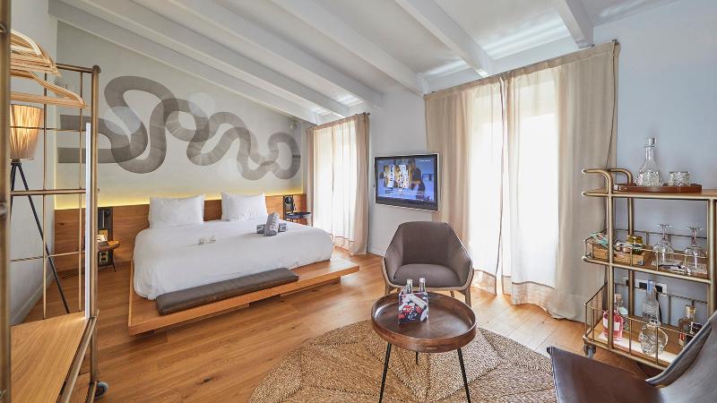 سوییت جونیور با چشم‌انداز جانبی دریا, La Toubana Hotel & Spa