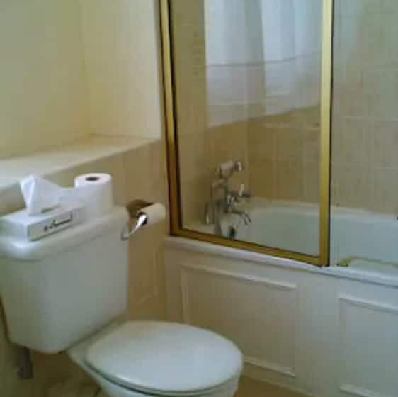 Triple Room Sea View, Royal Victoria
