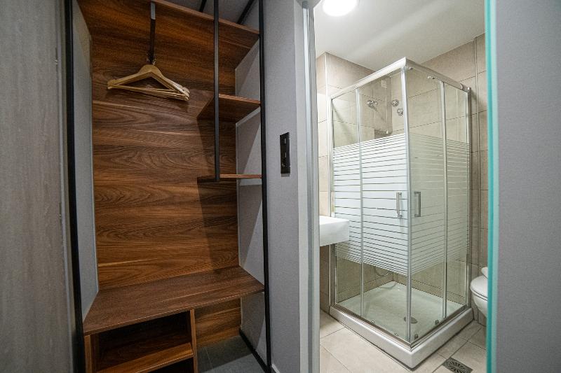 اتاق لوکس یک تخته, Argo Hotel Piraeus