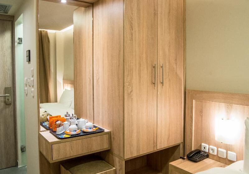 اتاق لوکس یک تخته, Argo Hotel Piraeus