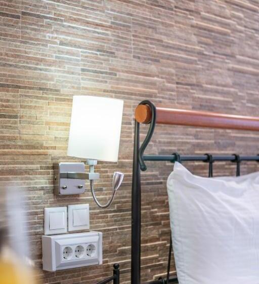 اتاق سوپریور, Argo Hotel Piraeus