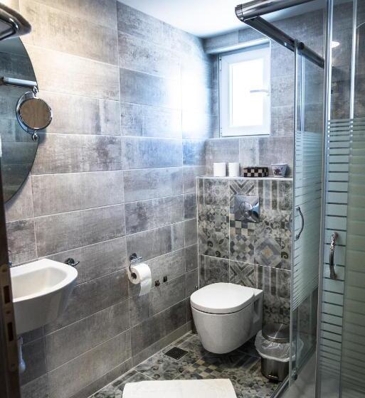 سوئیت خانواده 2 خوابه, Argo Hotel Piraeus