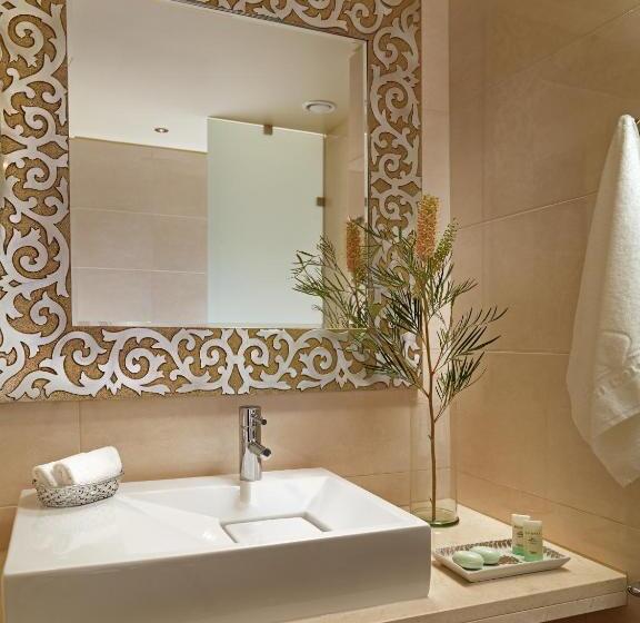 Номер Стандарт, Divani Palace Acropolis