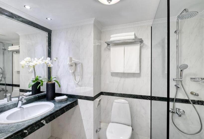 Трехместный Президентский, Divani Palace Acropolis