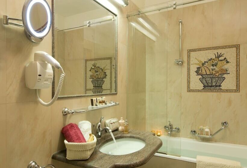 اتاق استاندارد, Grand Hotel Dino