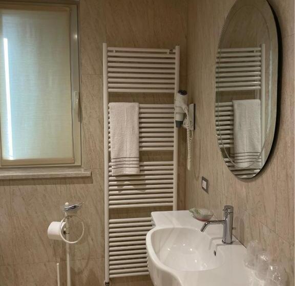 اتاق استاندارد, Albergo Trieste