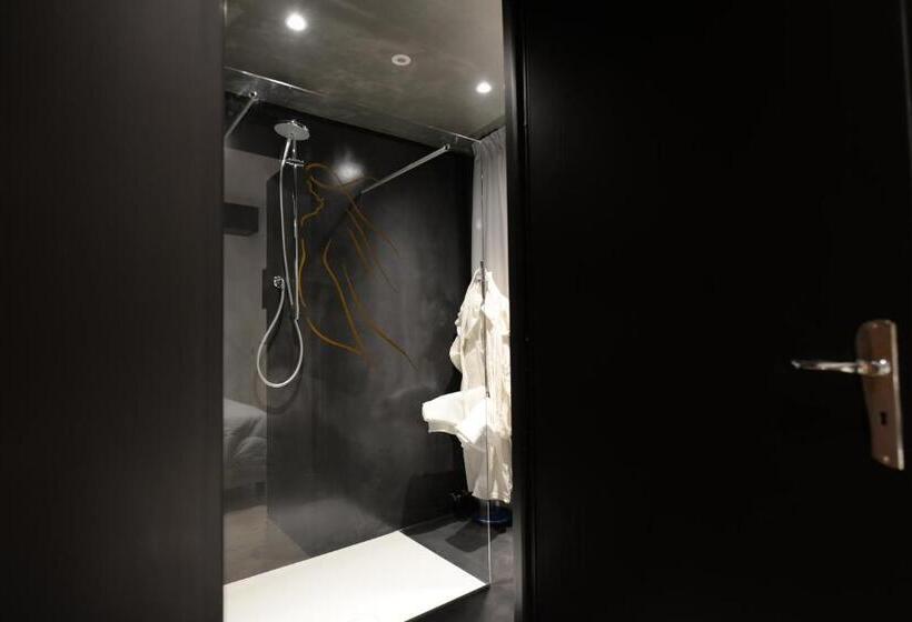 اتاق سوپریور, Albergo Trieste