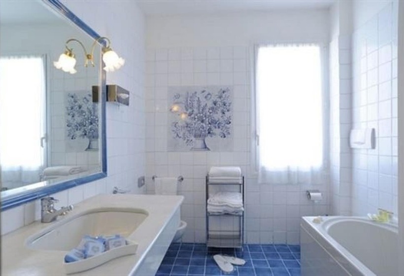 اتاق استاندارد, Grand Hotel Mediterranee