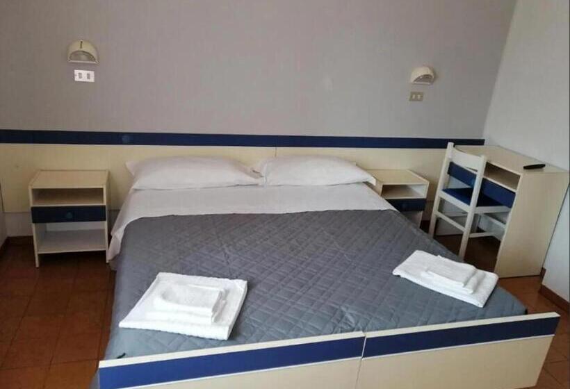Номер Стандарт, Residence Ponente