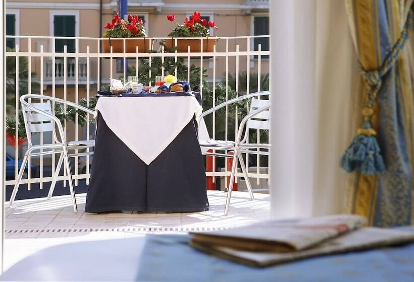 اتاق سوپریور, Ristorante Toscana
