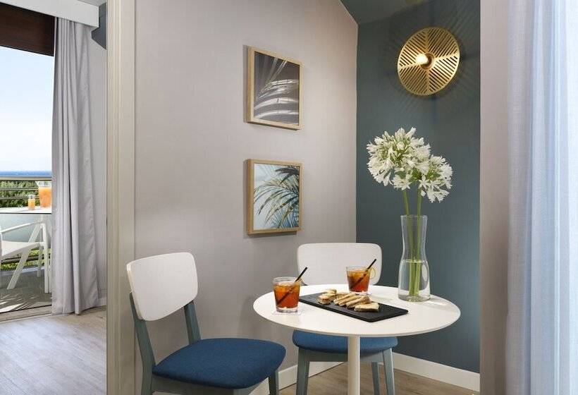 Номер Премиум, Unahotels Naxos Beach Sicilia