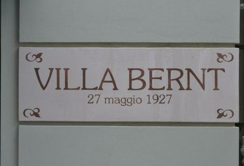 اتاق سوپریور, Villa Bernt
