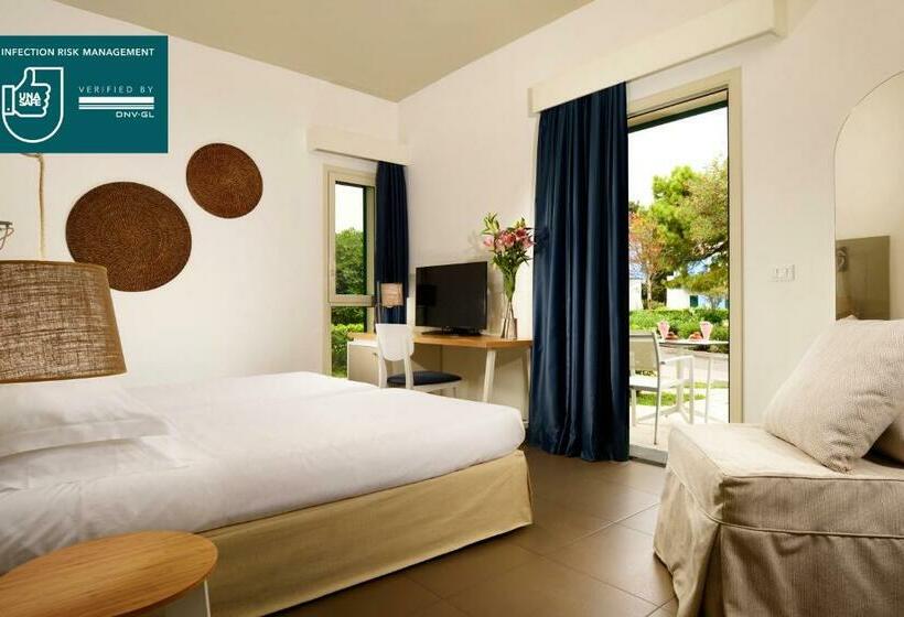 Трехместный Номер Superior, Unahotels Naxos Beach Sicilia