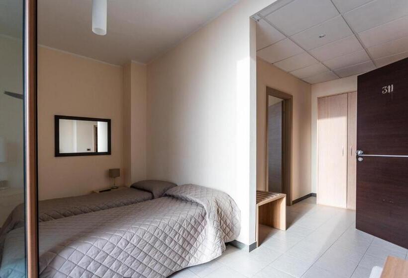 اتاق استاندارد چهار تخته, Club Azzurro Hotel & Resort