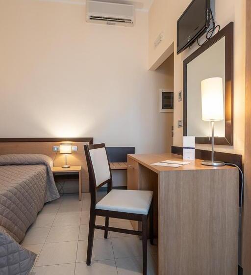 اتاق عادی یک تخته, Club Azzurro Hotel & Resort