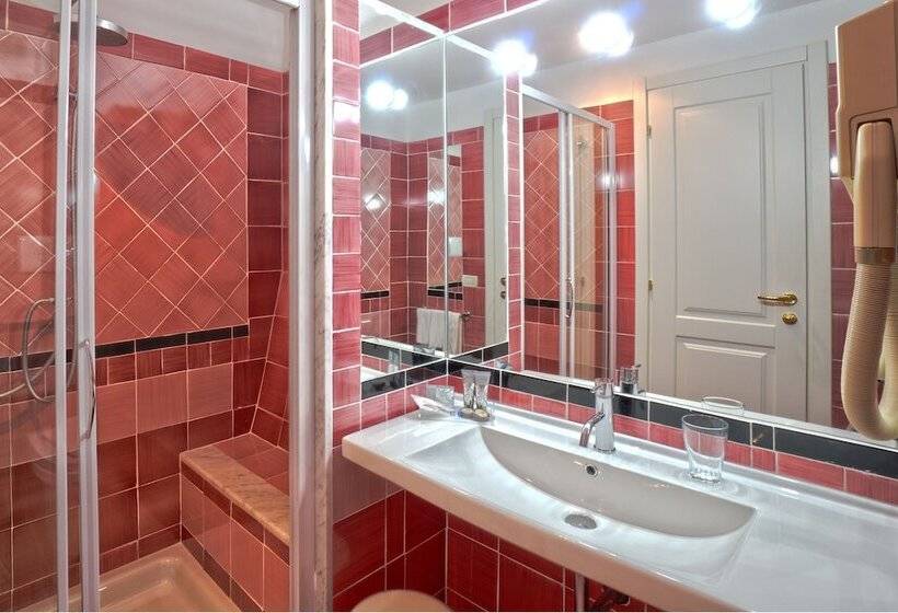 Полулюкс, Grand Hotel San Pietro