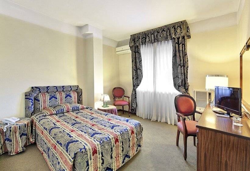 اتاق استاندارد یک نفره, Colonna Palace Hotel Mediterraneo