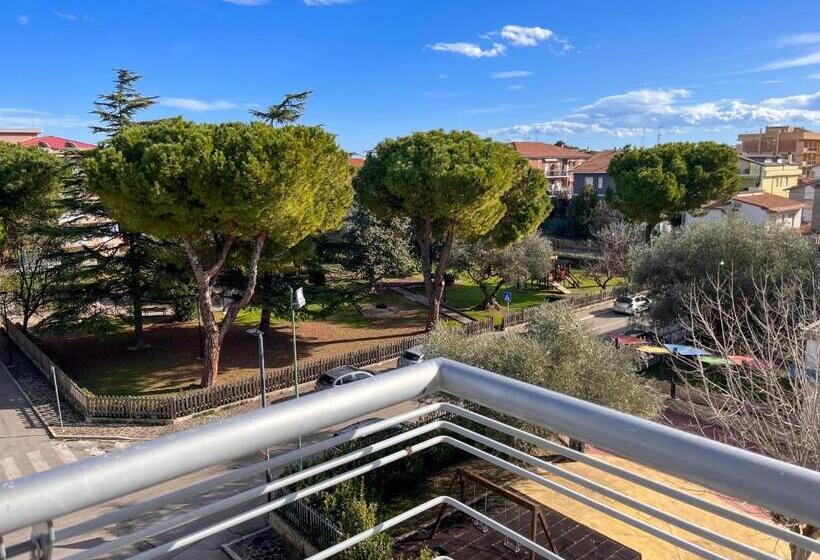 1 Bedroom Penthouse Apartment, Homiday   Residence K2