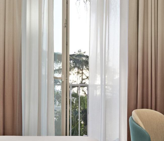 سوییت, De Bonart Naples   Curio Collection By Hilton