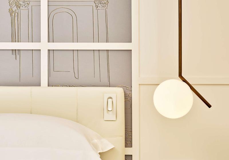 اتاق لوکس با چشم‌انداز دریا, De Bonart Naples   Curio Collection By Hilton