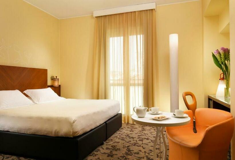 Quarto Superior, Unahotels Mediterraneo Milano