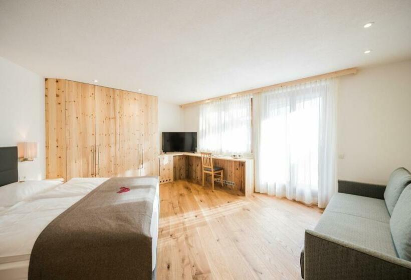 Полулюкс, Alpenwellnesshotel St. Veit