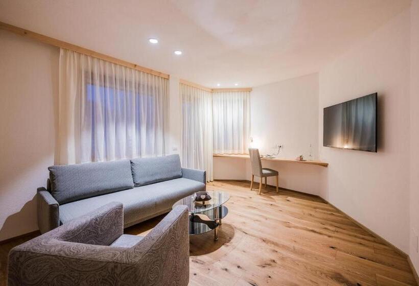 Семейный Номер, Alpenwellnesshotel St. Veit