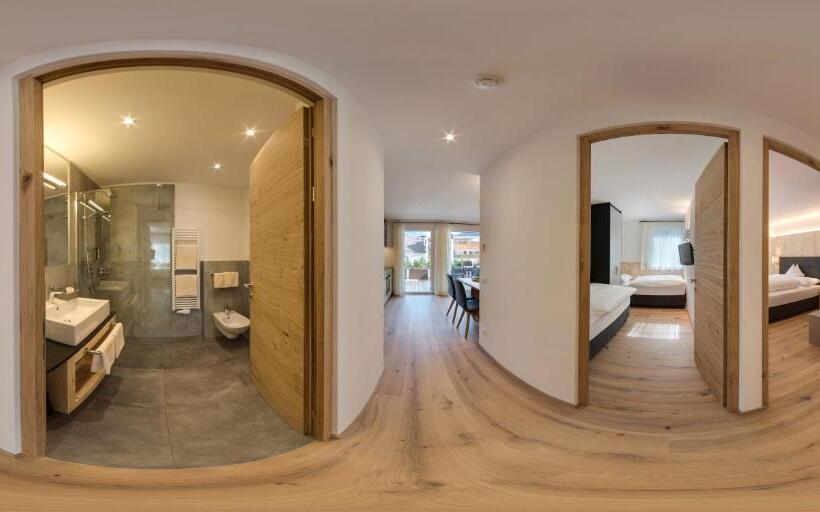 Апартаменты 2 Спальни, Alpenwellnesshotel St. Veit