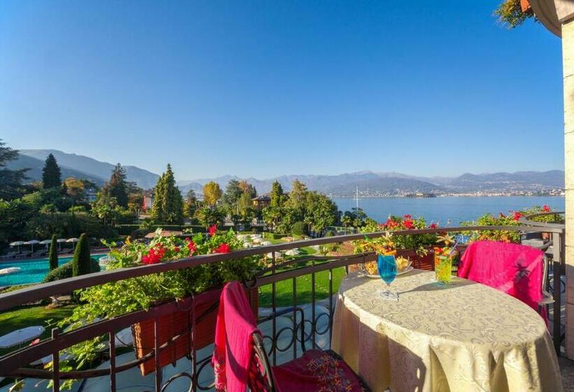 اتاق استاندارد سه نفره, Grand Hotel Bristol