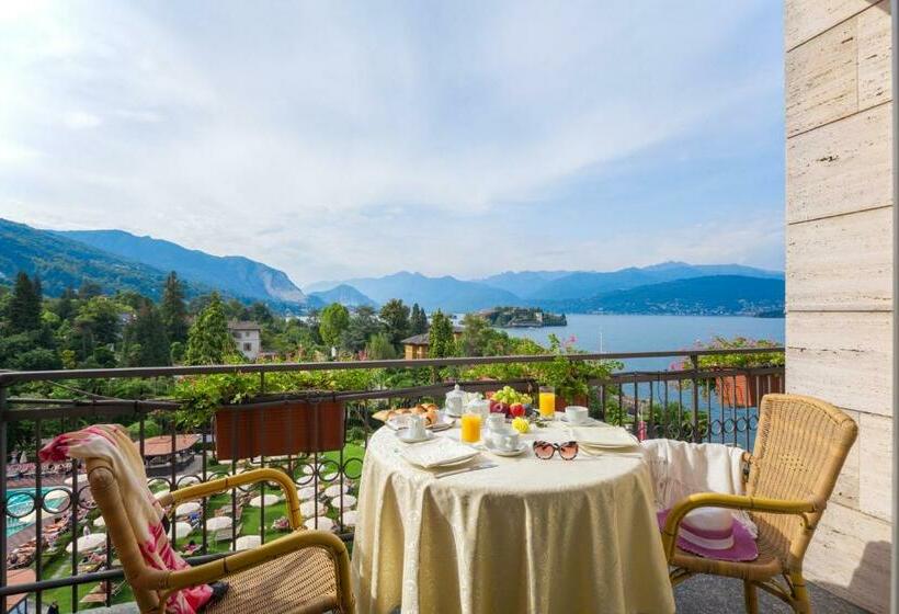 سوئیت سینیور, Grand Hotel Bristol