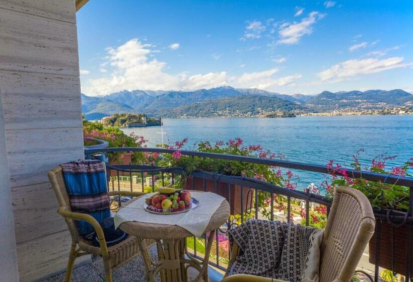 سوئیت سینیور, Grand Hotel Bristol