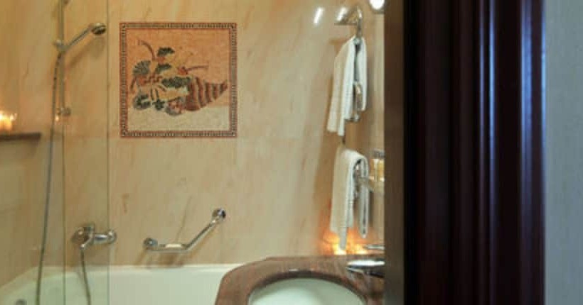 اتاق اکونومی یک تخته, Grand Hotel Bristol