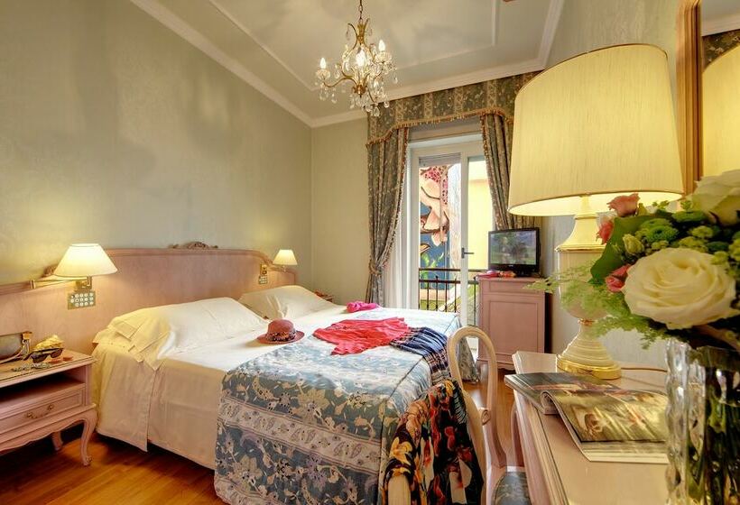 اتاق اکونومی, Grand Hotel Bristol