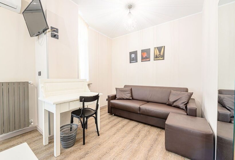 Номер Deluxe, & Apartments  Perpoin