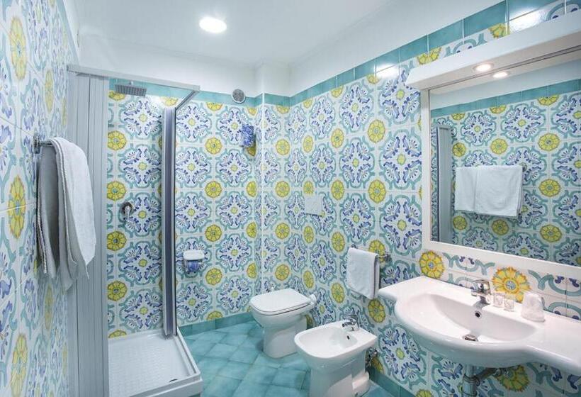 Habitación Economy, Ascot Sorrento