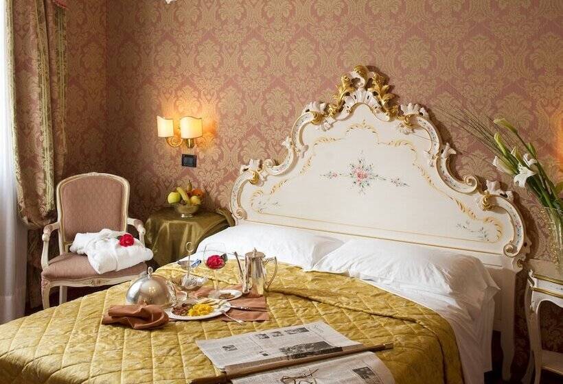 غرفة كلاسيكية, Carlton on The Grand Canal