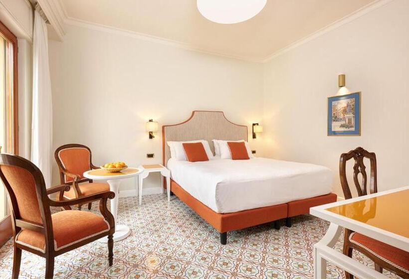 Camera Standard con Balcone, Grand Hotel De La Ville