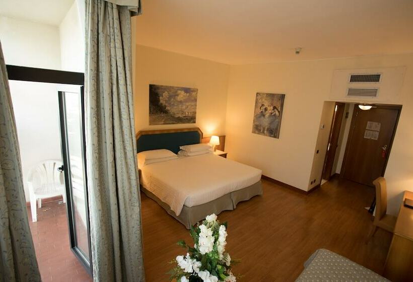 Номер Superior, Ih Hotels Milano Eur   Trezzano Sul Naviglio
