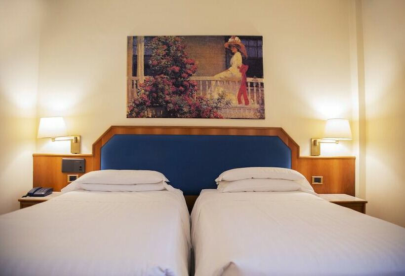 Номер Superior, Ih Hotels Milano Eur   Trezzano Sul Naviglio