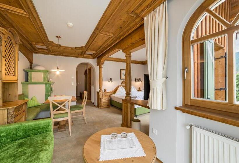 Номер Стандарт с Балконом, Mirabell Dolomites Hotel Luxury Ayurveda & Spa