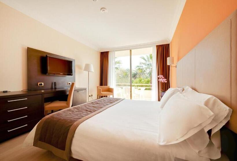اتاق سوپریور با چشم‌انداز باغ, Nyala Suite Hotel Sanremo