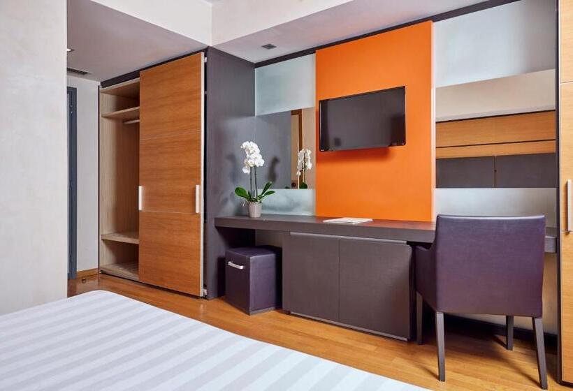 اتاق استاندارد با چشم‌انداز باغ, Park Hotel I Lecci