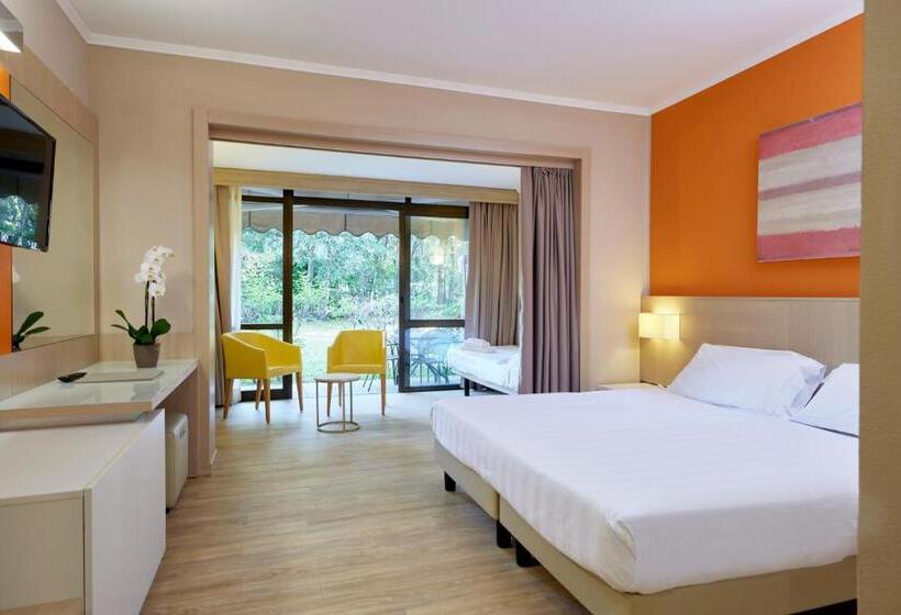اتاق خانوادگی, Park Hotel I Lecci