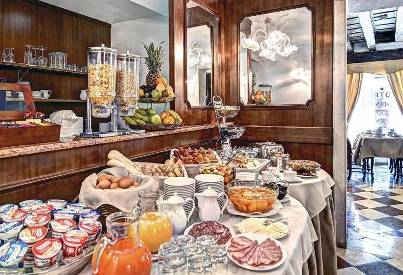 اتاق استاندارد سه نفره, Scandinavia   Relais