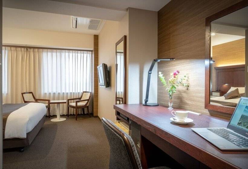 Номер Стандарт, Niigata Grand